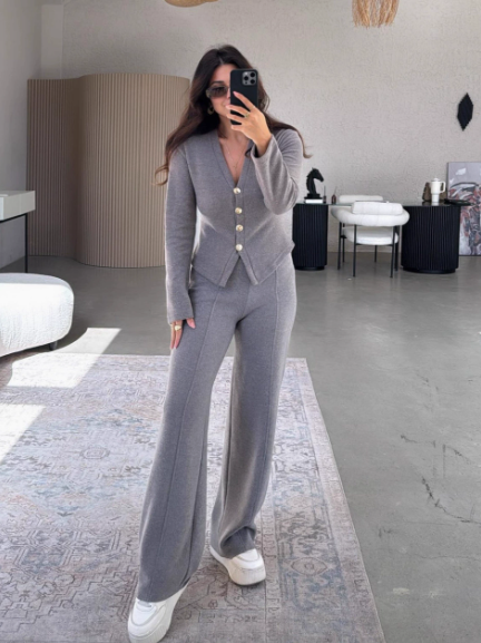 Women’s Casual Knitted Cardigan & Pants Set