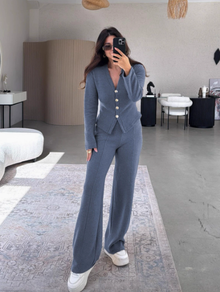 Women’s Casual Knitted Cardigan & Pants Set