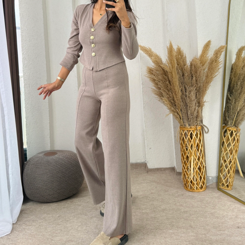 Women’s Casual Knitted Cardigan & Pants Set